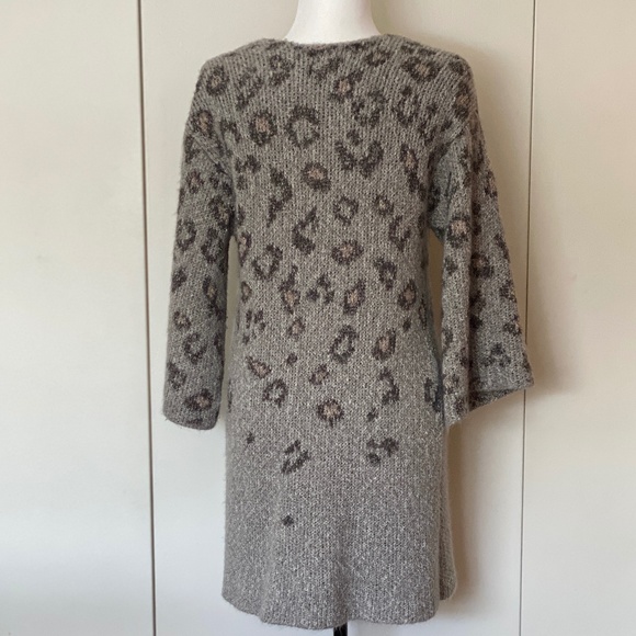 cupcakes and cashmere grey leopard intarsia cardigan - Picture 6 of 11